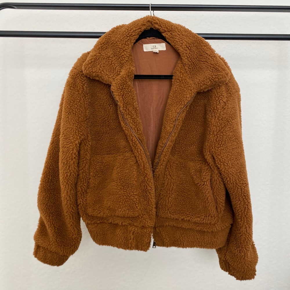 ✨ SOLD ✨NWOT Thread & Supply Cropped Teddy Jacket - Picture 1 of 3